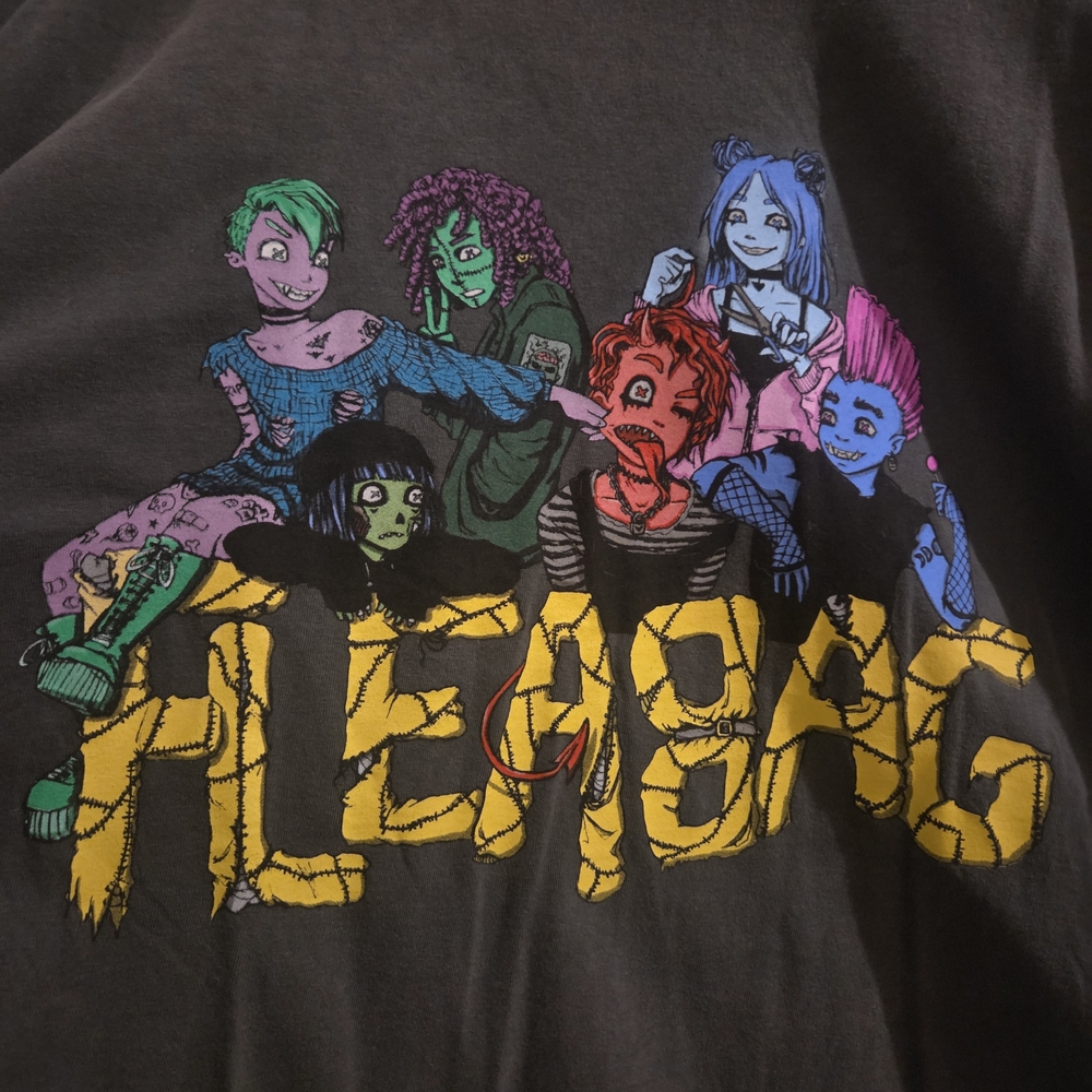 Adult Unisex Yungblud Fleabag Long Sleeve Shirt
